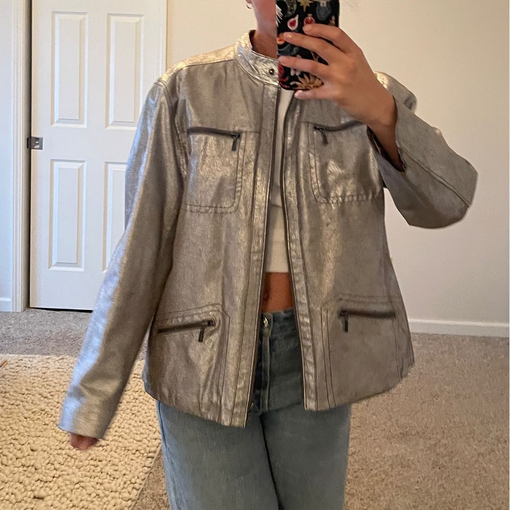 Chicos Silver Metallic Genuine Leather Moto Jacket‎